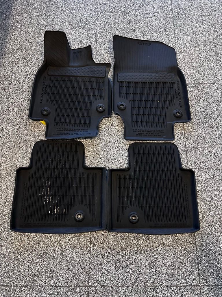 2023 Toyota Crown XLE