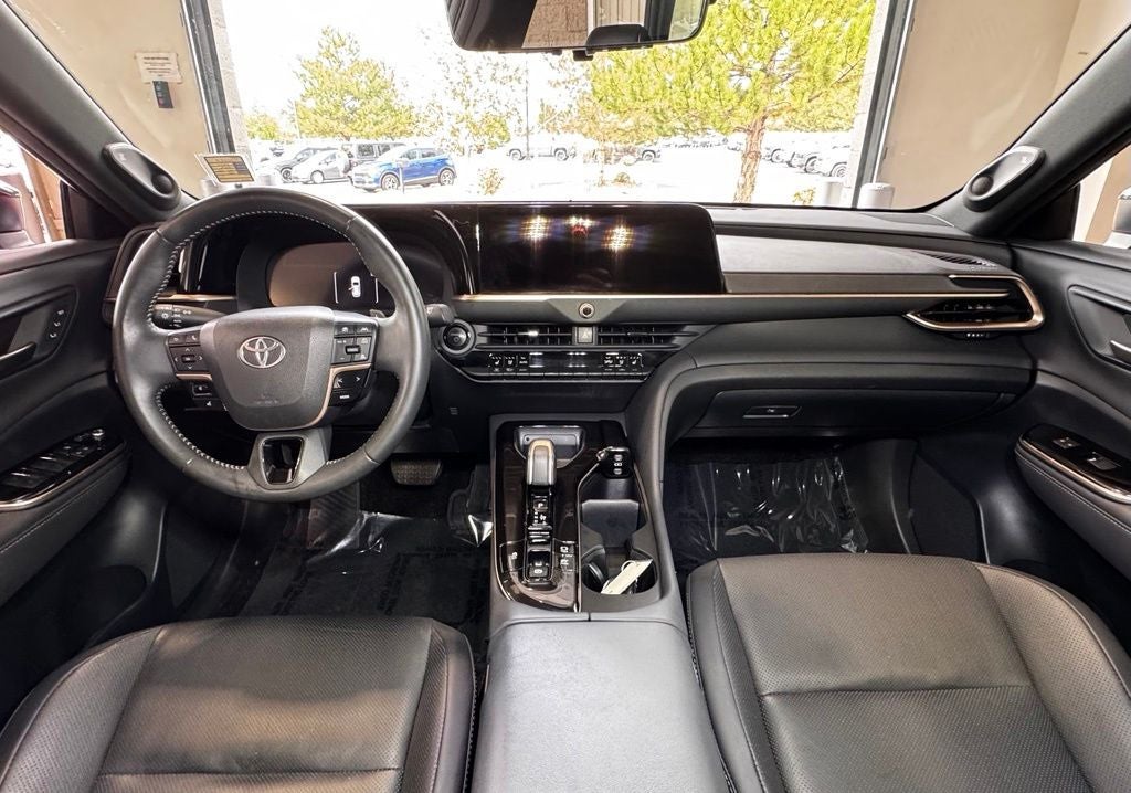 2025 Toyota Crown Signia Limited