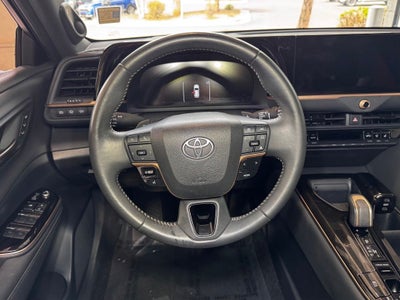 2025 Toyota Crown Signia Limited