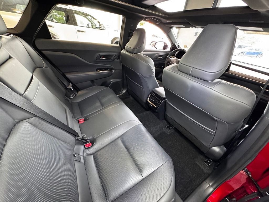 2025 Toyota Crown Signia Limited