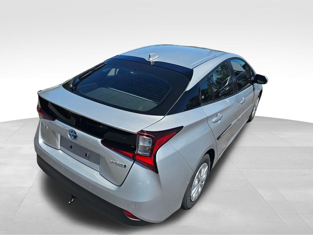 2021 Toyota Prius LE