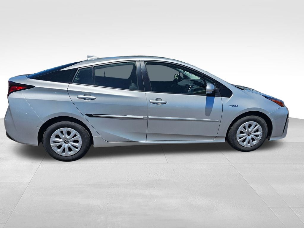 2021 Toyota Prius LE