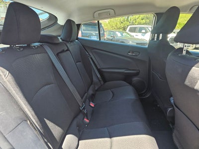 2021 Toyota Prius LE