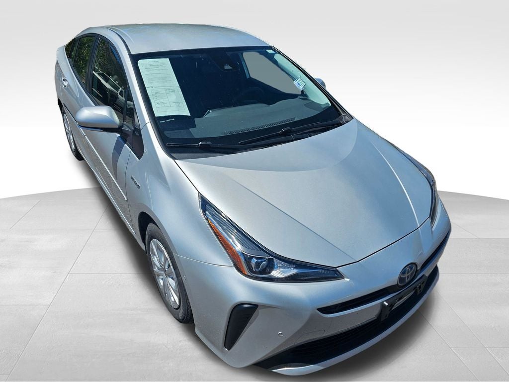 2021 Toyota Prius LE