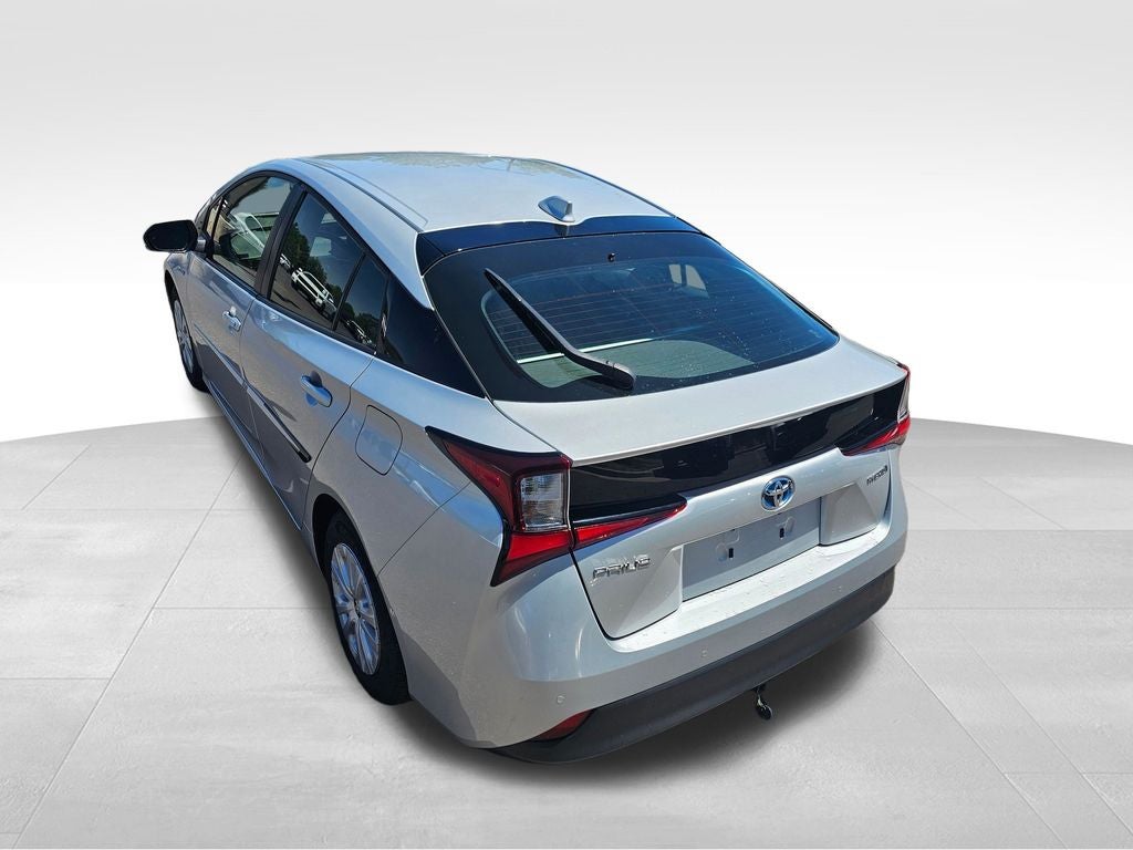 2021 Toyota Prius LE