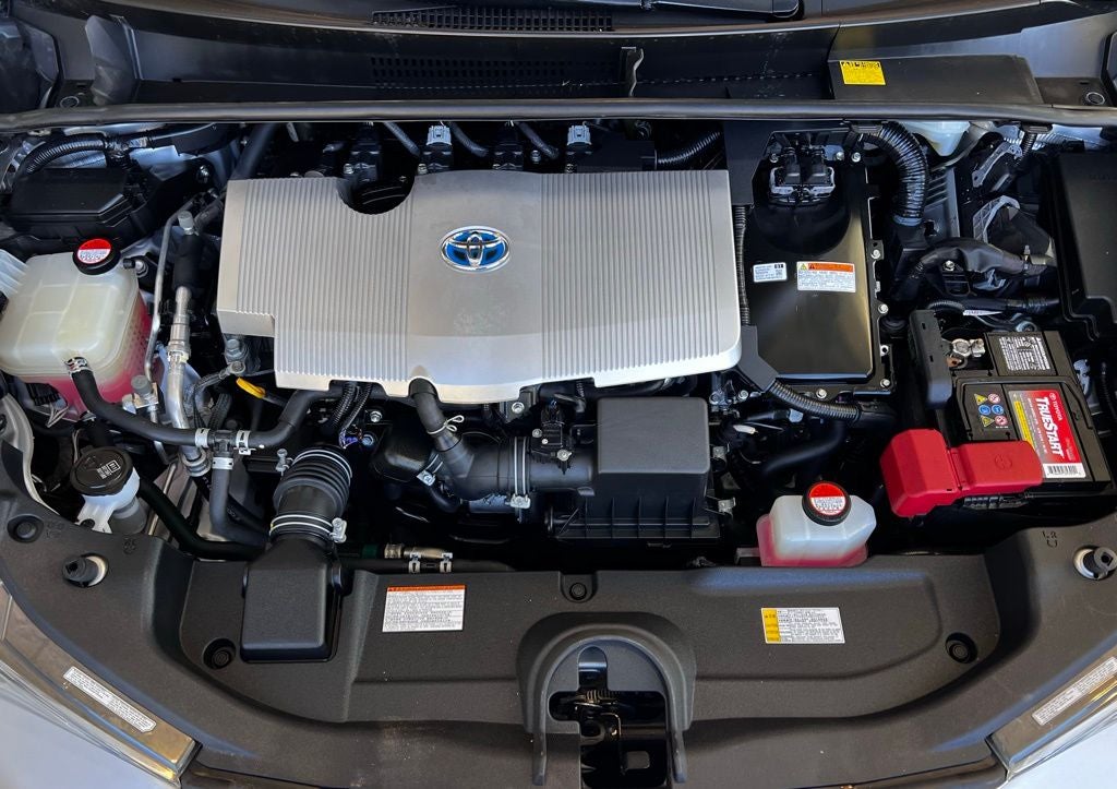 2016 Toyota Prius Three