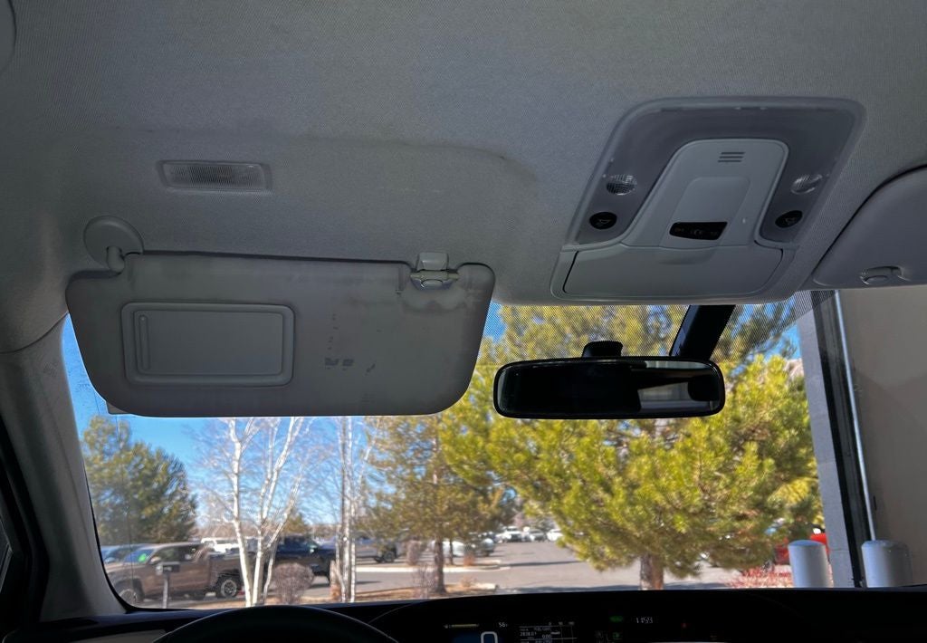 2016 Toyota Prius Three