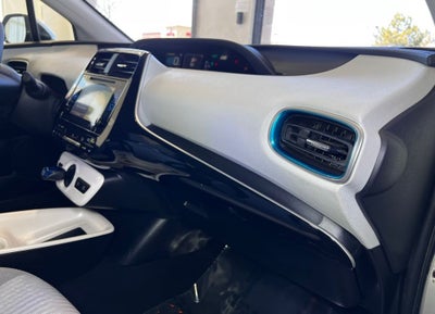 2016 Toyota Prius Three