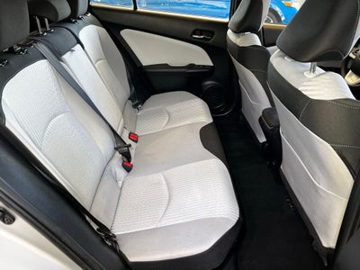 2016 Toyota Prius Three