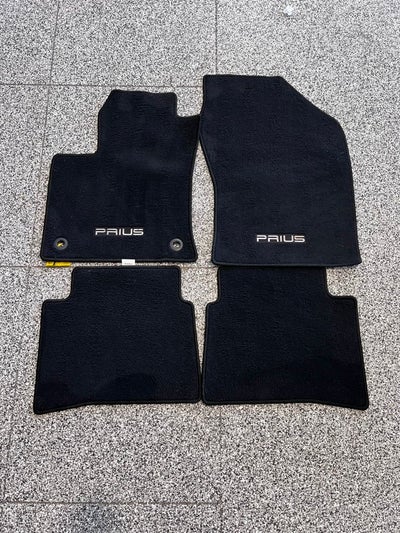 2016 Toyota Prius Three