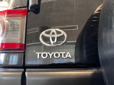 2012 Toyota FJ Cruiser Base