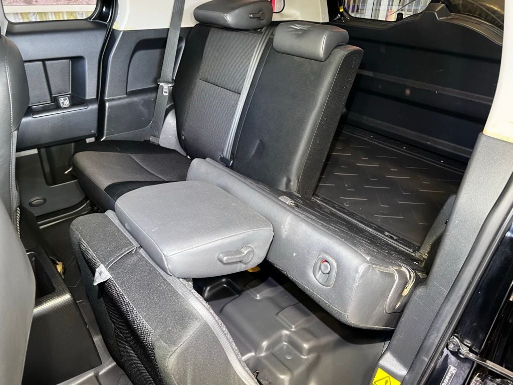 2012 Toyota FJ Cruiser Base