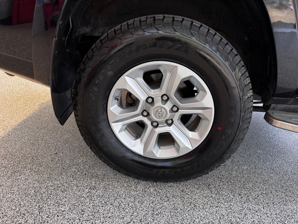 2019 Toyota 4Runner SR5