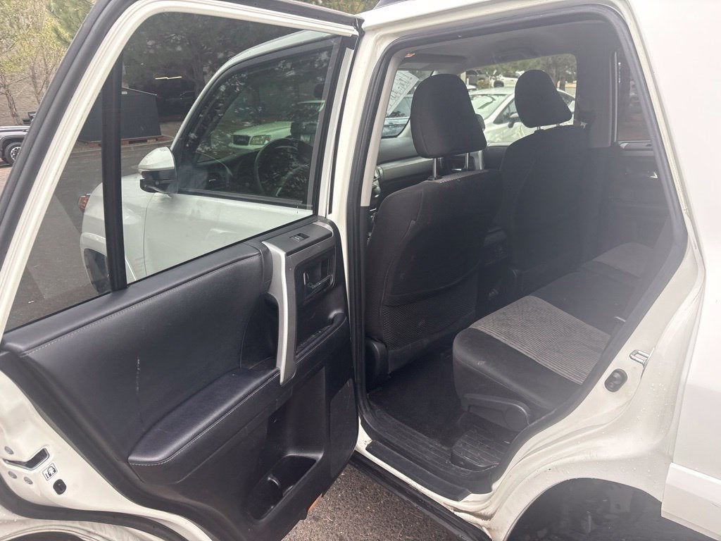 2022 Toyota 4Runner SR5