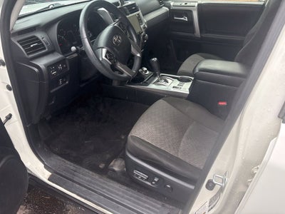 2022 Toyota 4Runner SR5