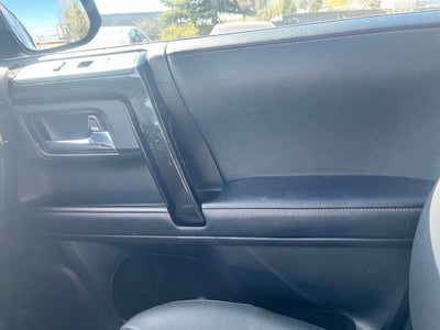 2022 Toyota 4Runner TRD Off-Road Premium