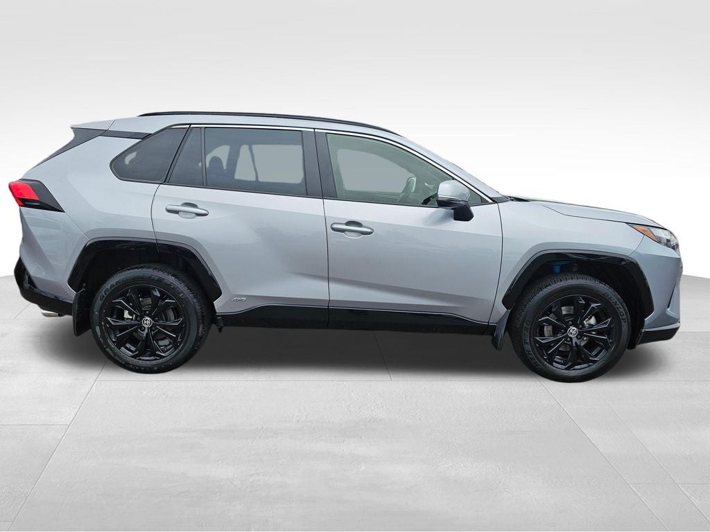 2024 Toyota RAV4 Hybrid SE
