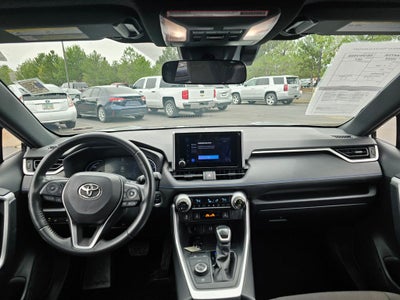 2024 Toyota RAV4 Hybrid SE