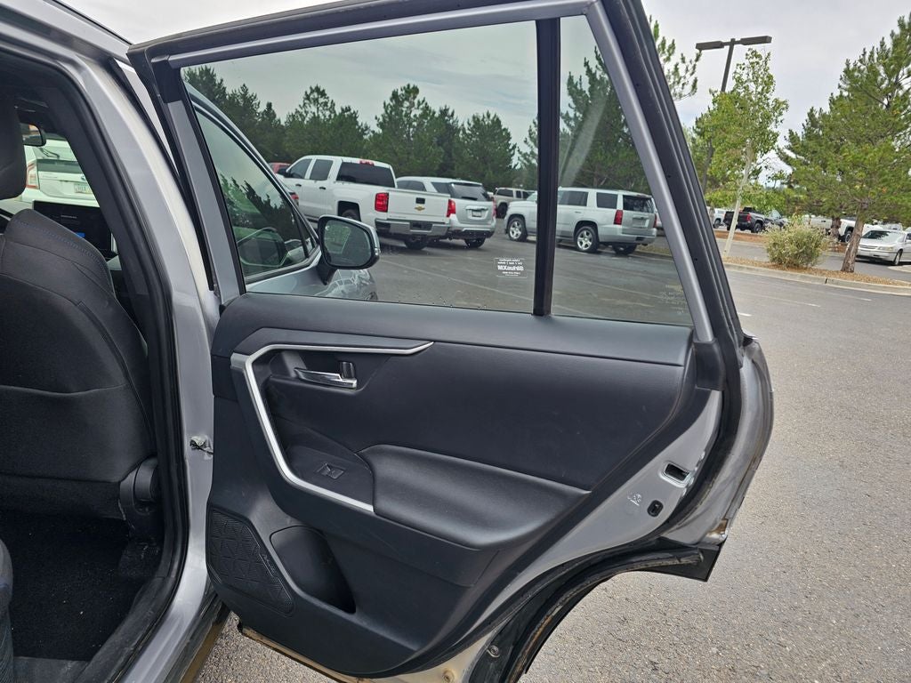 2024 Toyota RAV4 Hybrid SE