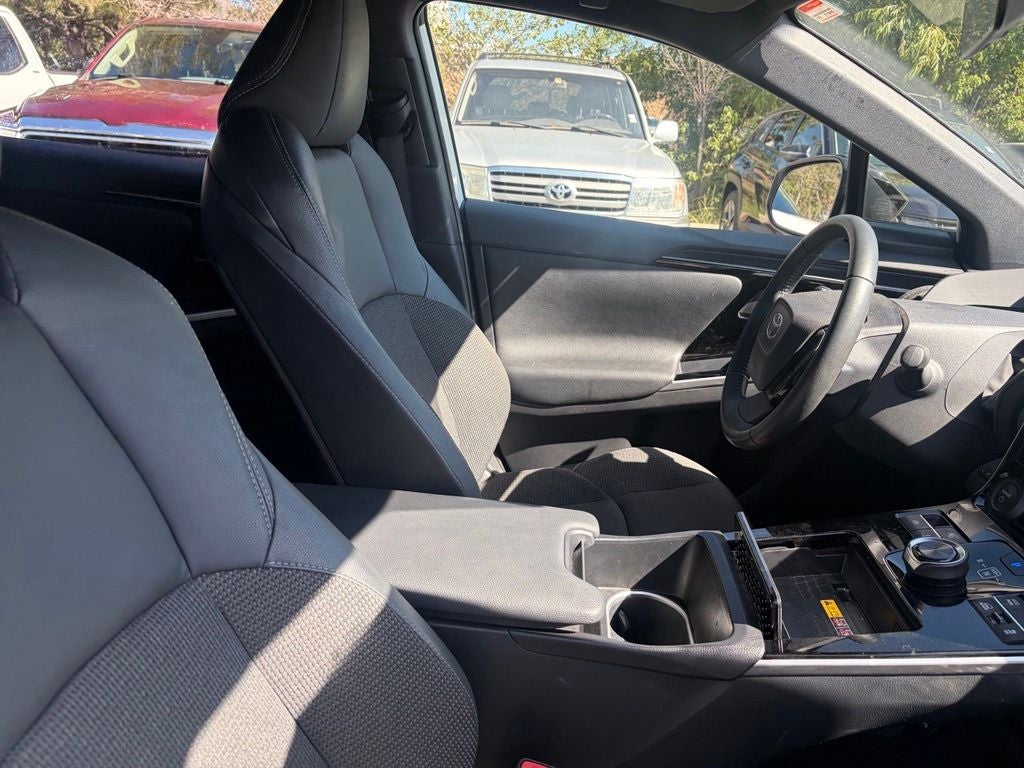 2024 Toyota bZ4X XLE