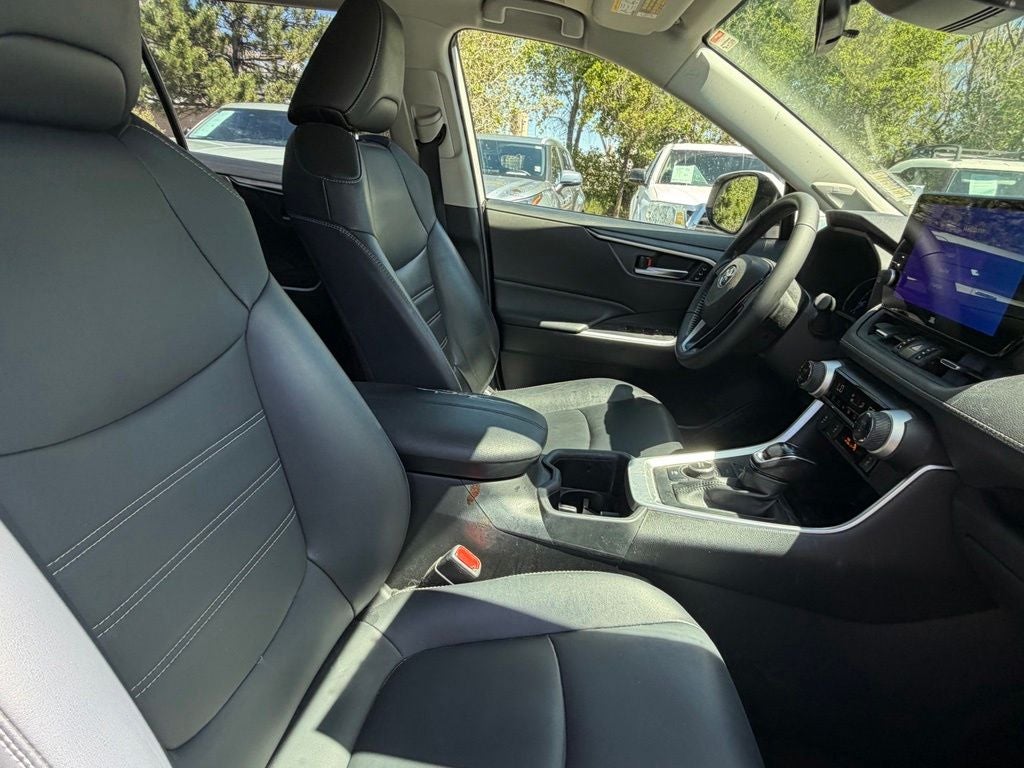 2025 Toyota RAV4 Hybrid XLE Premium
