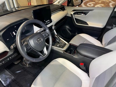 2025 Toyota RAV4 Hybrid Limited