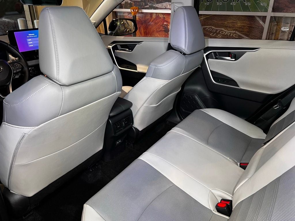 2025 Toyota RAV4 Hybrid Limited