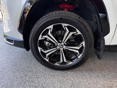2025 Toyota RAV4 Plug-In Hybrid XSE