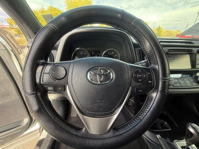 2018 Toyota RAV4 SE