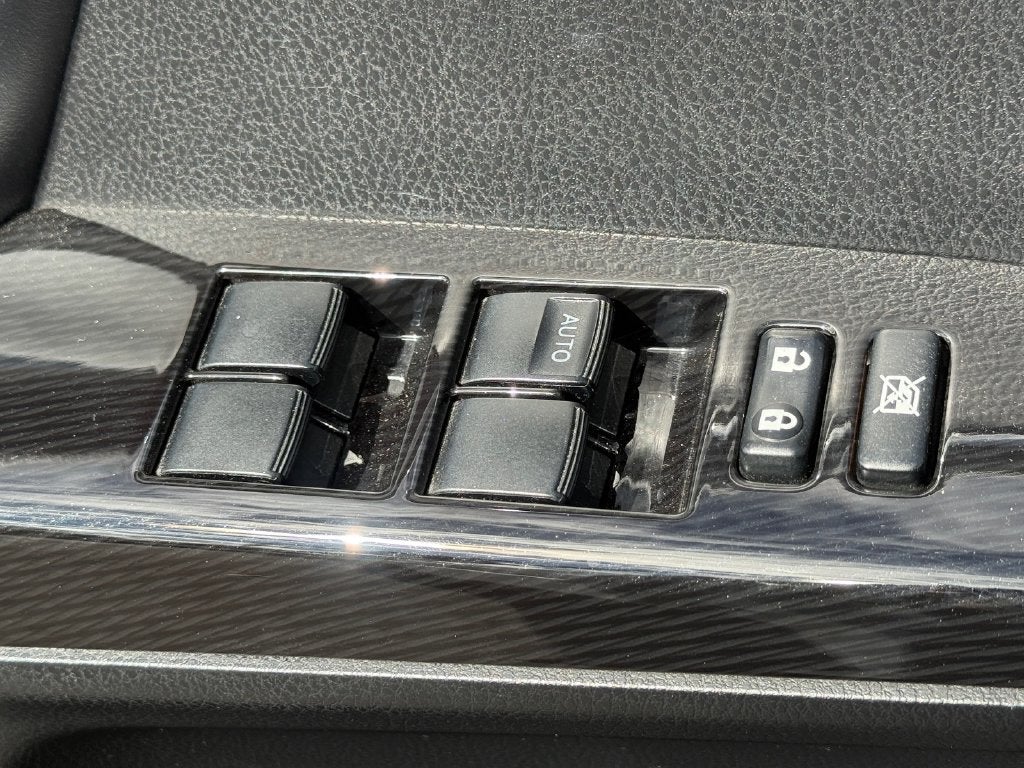 2018 Toyota RAV4 SE