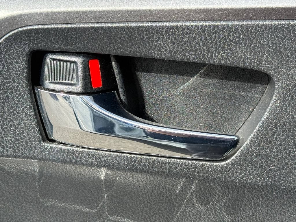 2018 Toyota RAV4 SE