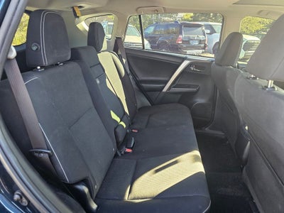 2018 Toyota RAV4 Hybrid XLE