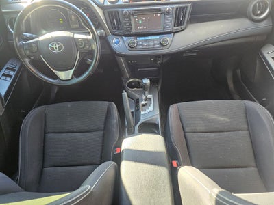 2018 Toyota RAV4 Hybrid XLE