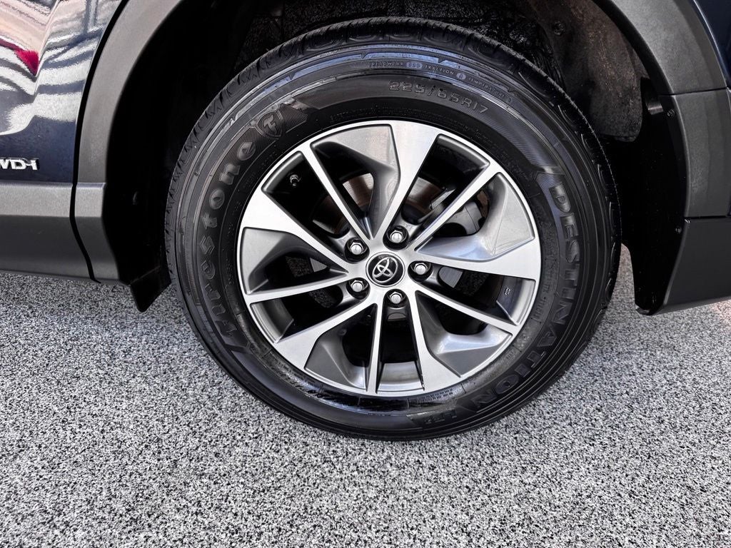 2018 Toyota RAV4 Hybrid XLE