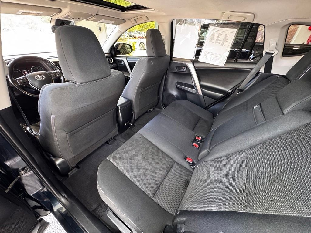 2018 Toyota RAV4 Hybrid XLE