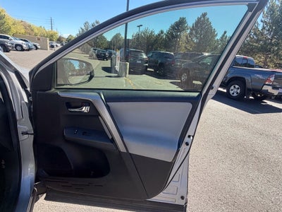 2018 Toyota RAV4 Hybrid XLE