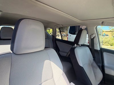 2018 Toyota RAV4 Hybrid XLE