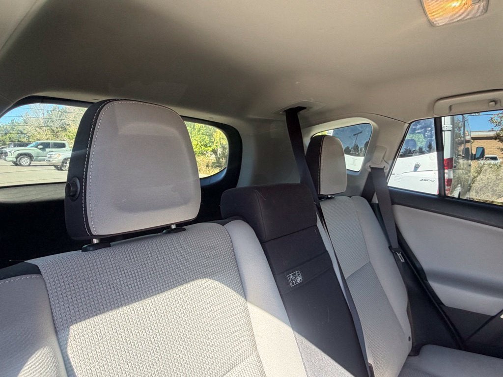 2018 Toyota RAV4 Hybrid XLE