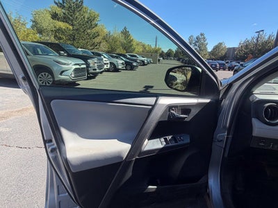 2018 Toyota RAV4 Hybrid XLE
