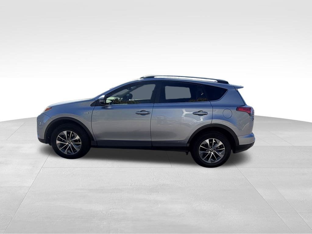 2018 Toyota RAV4 Hybrid XLE