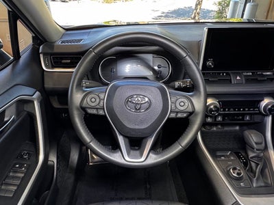 2023 Toyota RAV4 Hybrid XLE