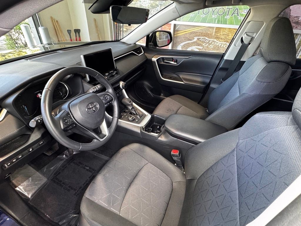 2023 Toyota RAV4 Hybrid XLE