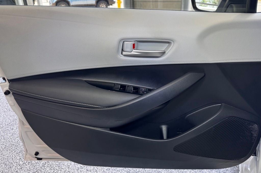 2024 Toyota Corolla Hatchback SE