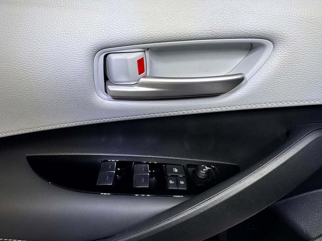 2024 Toyota Corolla Hatchback SE
