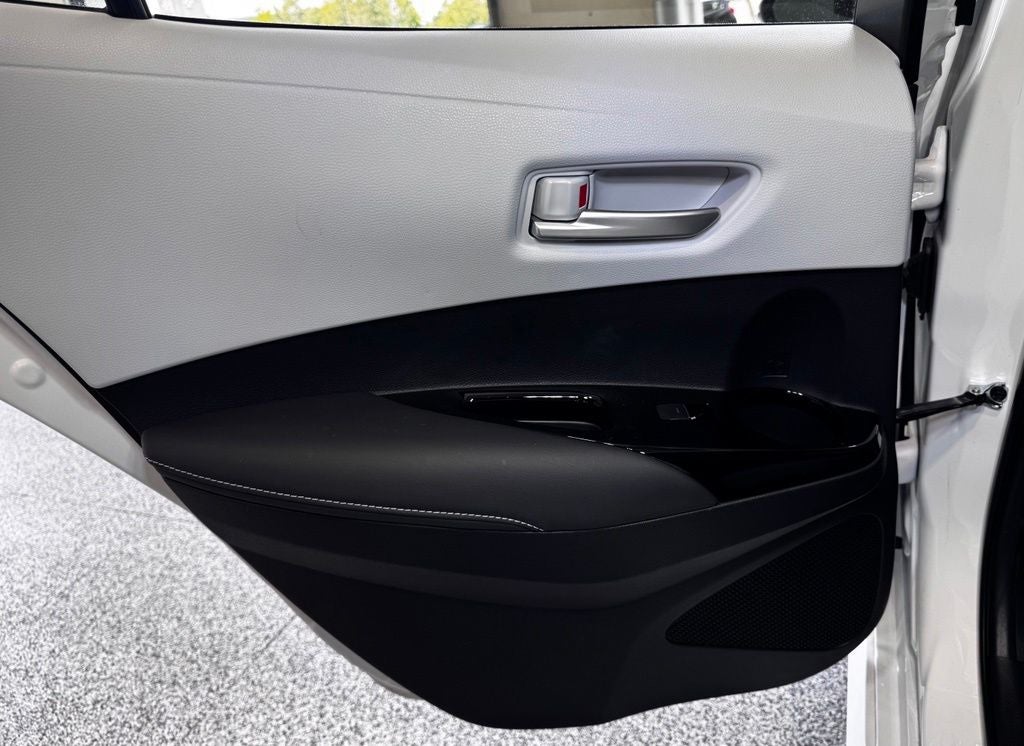 2024 Toyota Corolla Hatchback SE