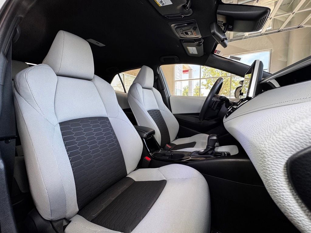 2024 Toyota Corolla Hatchback SE