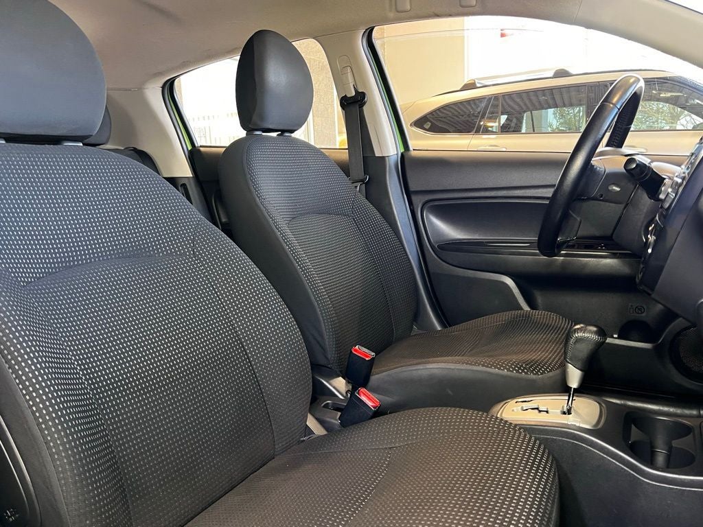 2015 Mitsubishi Mirage ES