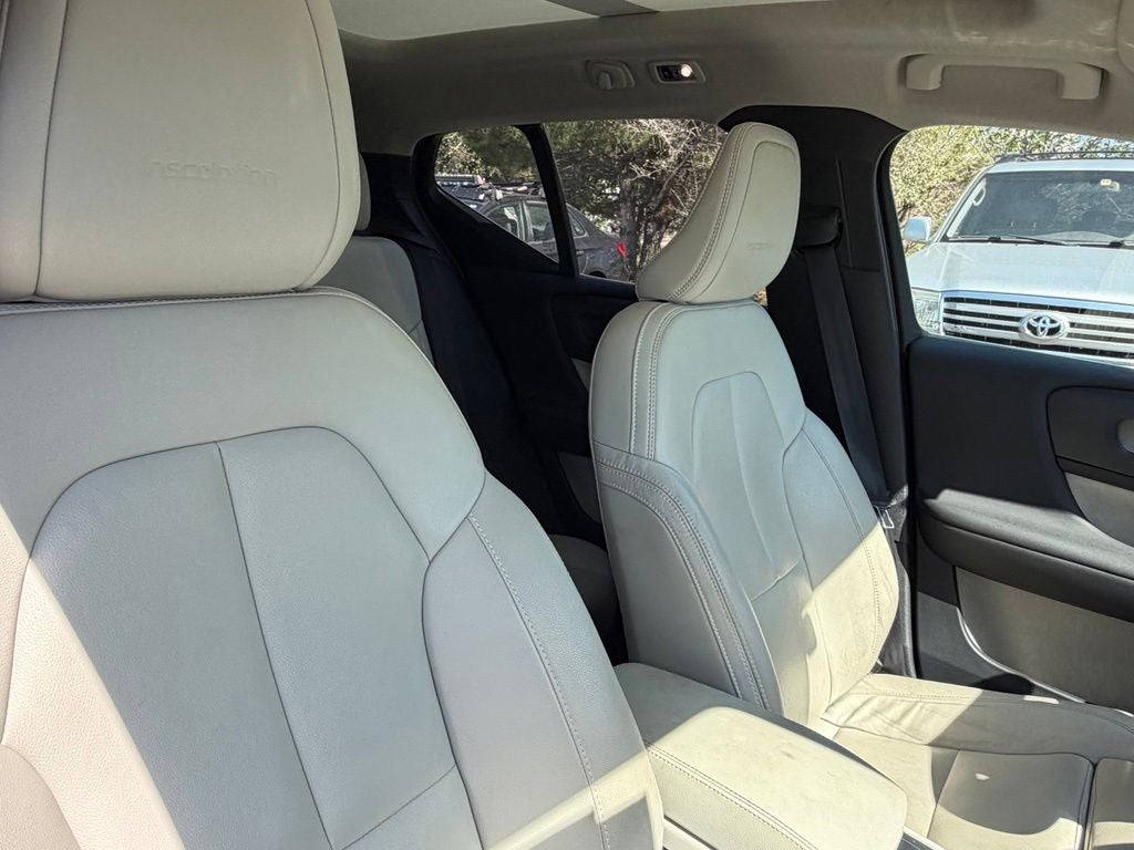 2019 Volvo XC40 T5 Inscription