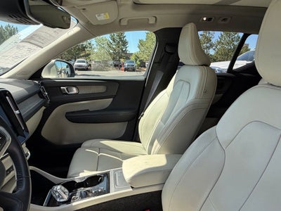 2019 Volvo XC40 T5 Inscription