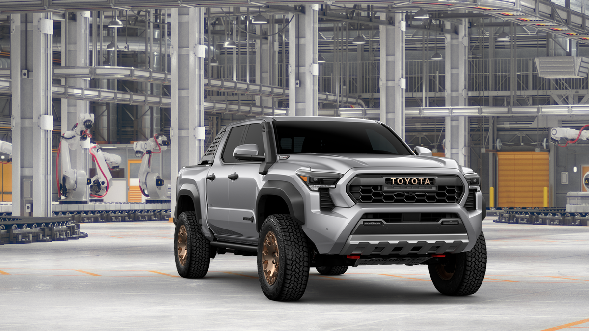2026 Toyota Tacoma i-FORCE MAX Tacoma Trailhunter